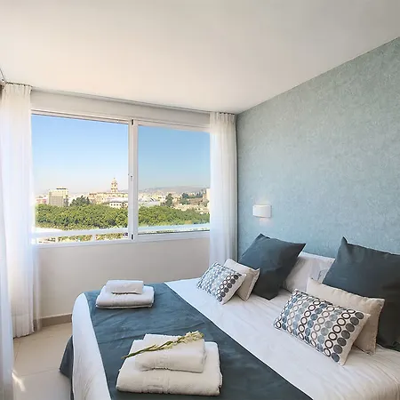 Apartamentos Malagueta Urban Beach Malaga Exterior photo